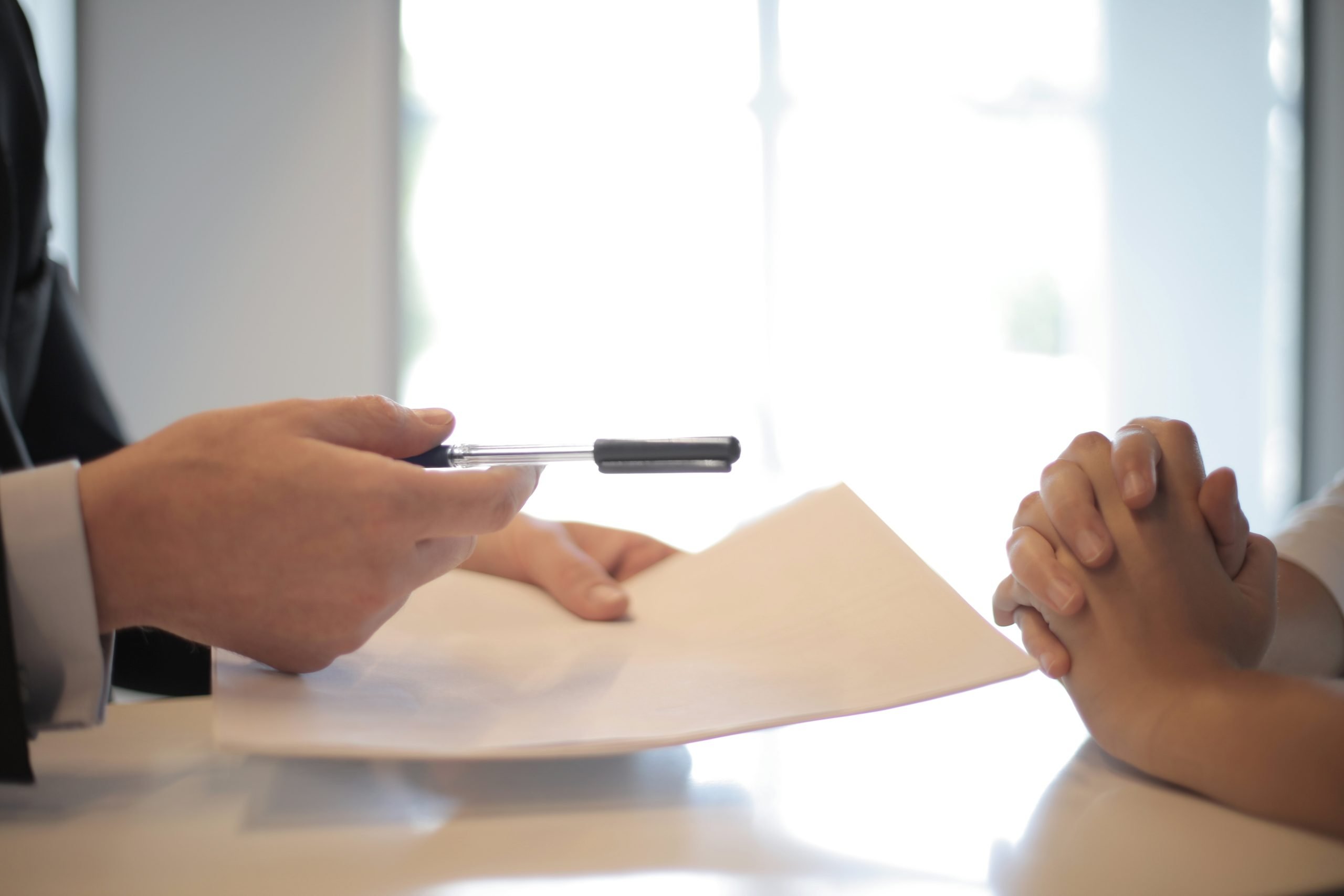 Cómo llenar un contrato de arrendamiento